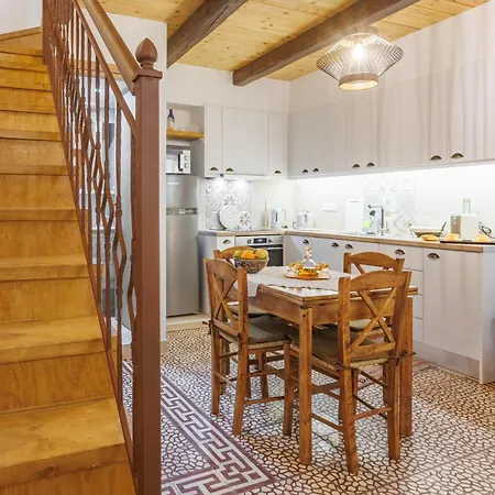 Casa vacanze Ev Pezanou *