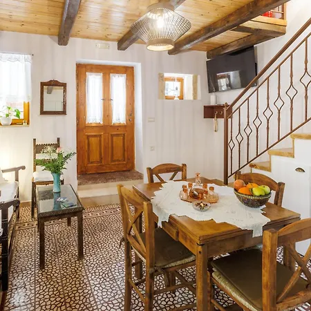 Ev Pezanou Casa vacanze La Canea